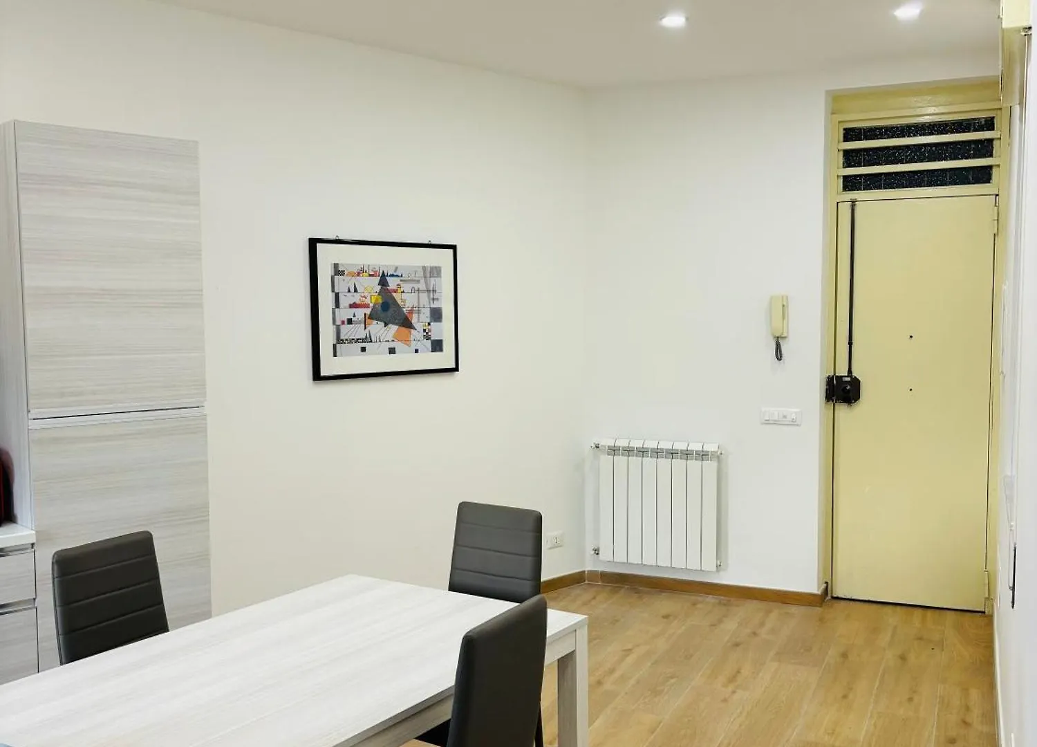 Holiday home Perni Rooms Palermo