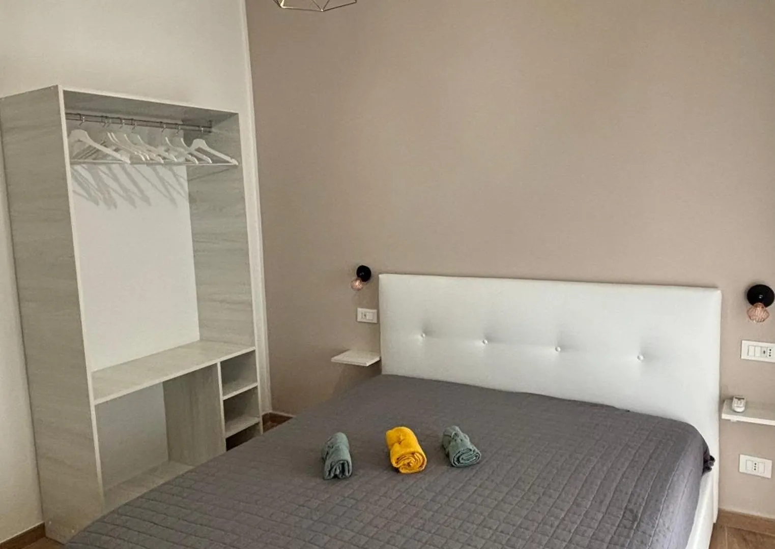 Perni Rooms Palermo